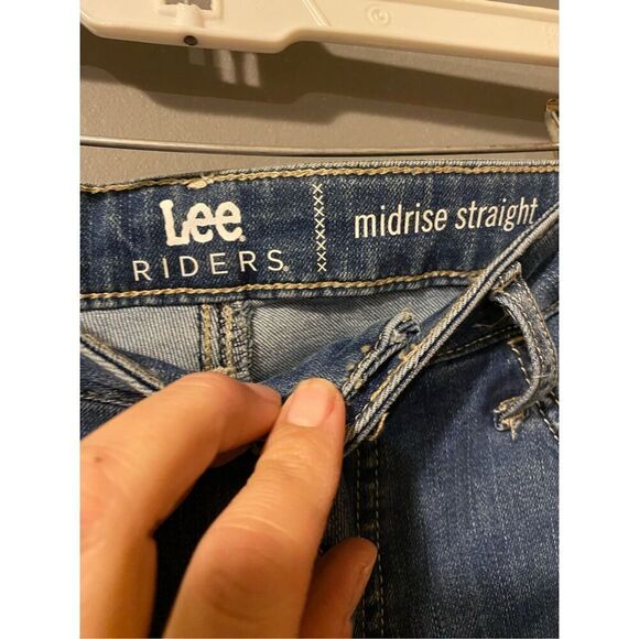 Lee Riders Light Wash Midrise Straight Leg Jeans Size 16 - Picture 4 of 6